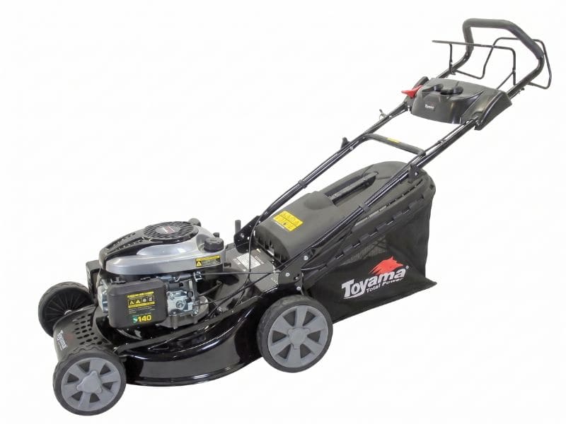 Cortador de grama Toyama TLM530TRMS-65XP autopropelido para terrenos irregulares