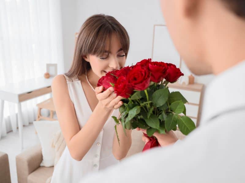 Flores de presente para ela - Cultivar Jardinagem.